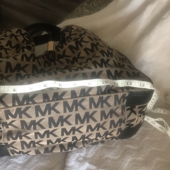 Michael Kors shoulder bag - Picture 4 of 7